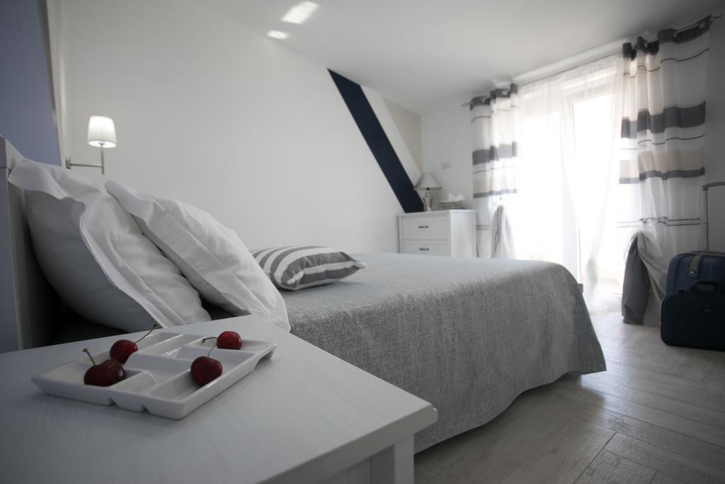 Apartment Desi *