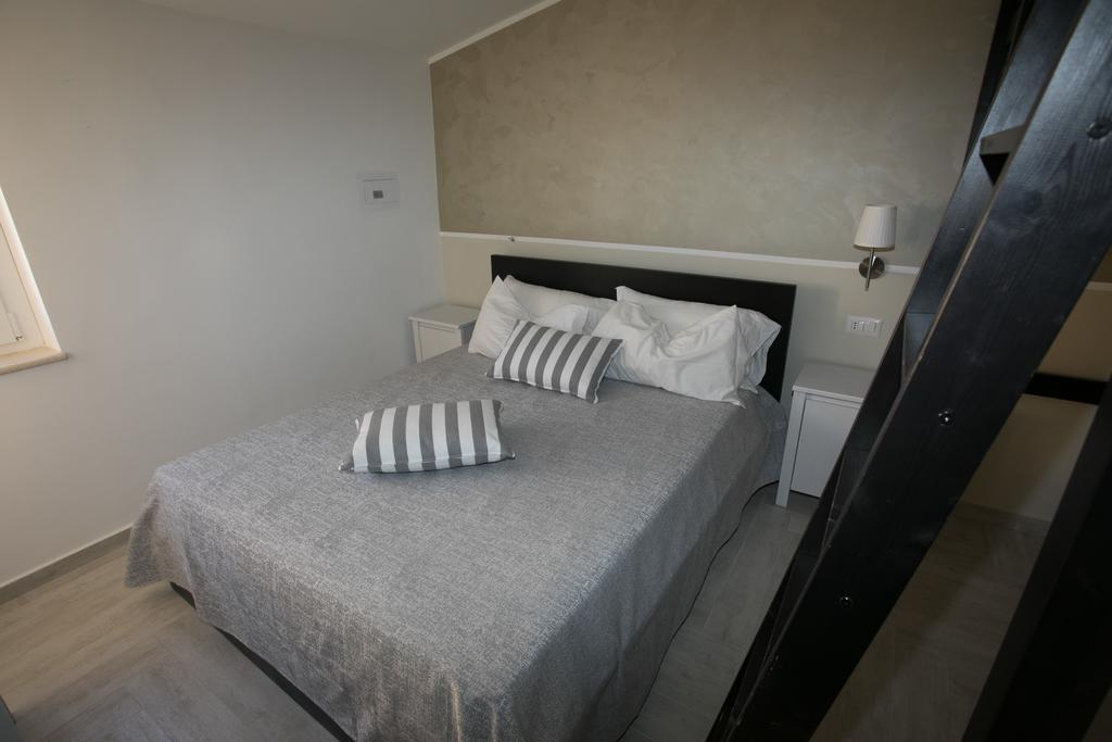 Desi Apartment *